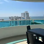 Apartamento con vista al mar